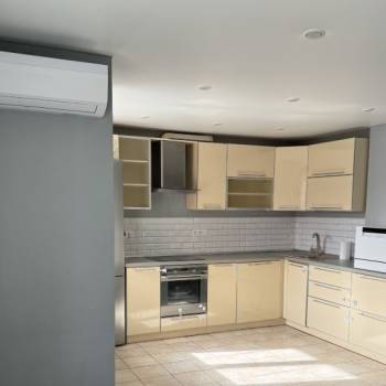 Продается 3-х комнатная квартира, 63,4 м²