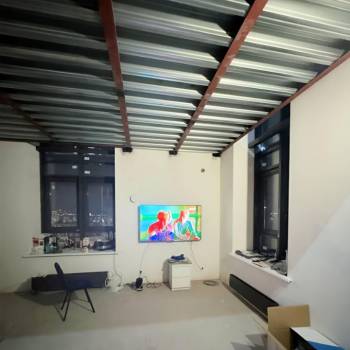 Продается 1-комнатная квартира, 73 м²