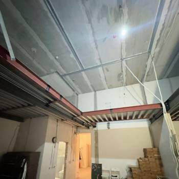 Продается 1-комнатная квартира, 73 м²