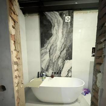 Продается 1-комнатная квартира, 73 м²