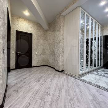 Продается 3-х комнатная квартира, 139 м²