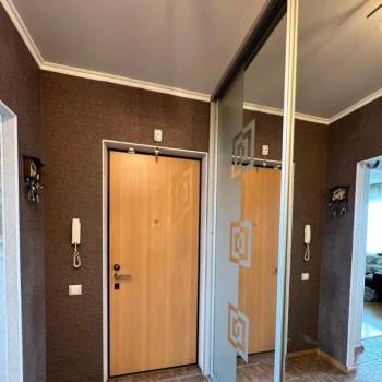 Продается Многокомнатная квартира, 98 м²