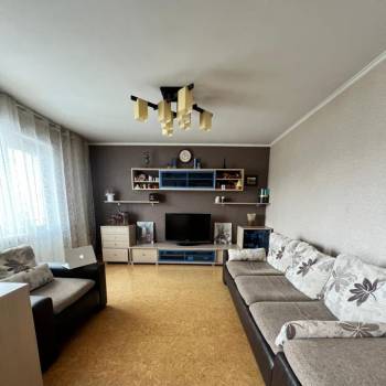 Продается Многокомнатная квартира, 98 м²