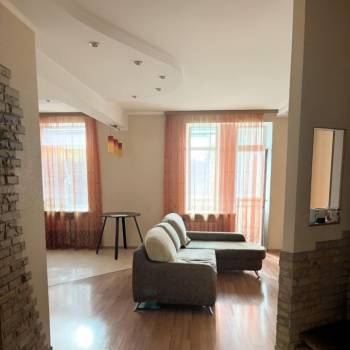 Продается 3-х комнатная квартира, 76,2 м²