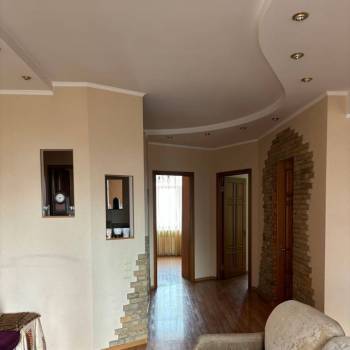 Продается 3-х комнатная квартира, 76,2 м²