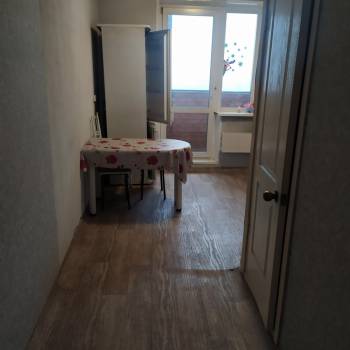 Продается 1-комнатная квартира, 36 м²