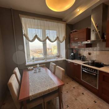 Продается 3-х комнатная квартира, 121,1 м²