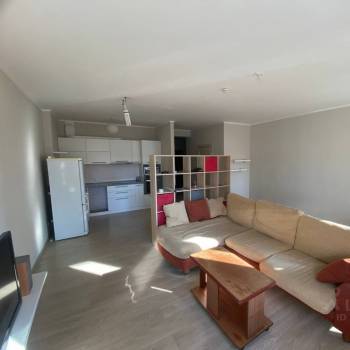 Сдается 2-х комнатная квартира, 72 м²