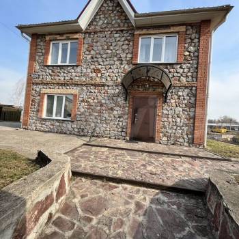 Продается Дом, 188 м²