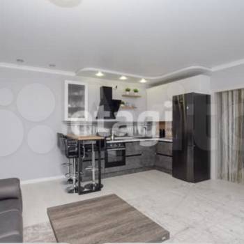 Продается 1-комнатная квартира, 48,9 м²