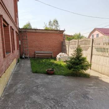 Продается Дом, 240 м²