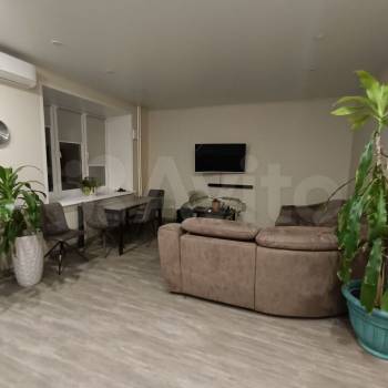 Продается 3-х комнатная квартира, 90 м²