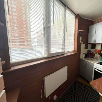 Продается 1-комнатная квартира, 34 м²