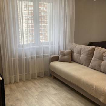 Продается 1-комнатная квартира, 46,9 м²