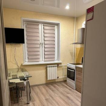 Продается 1-комнатная квартира, 35 м²