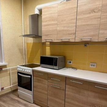 Продается 1-комнатная квартира, 35 м²
