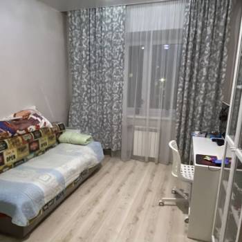 Продается Многокомнатная квартира, 108 м²