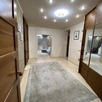 Продается Многокомнатная квартира, 108 м²