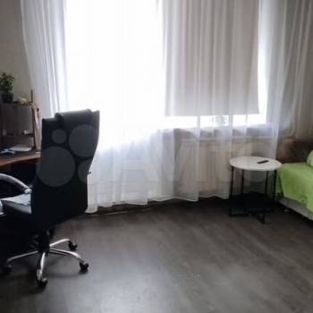 Продается Многокомнатная квартира, 80,1 м²