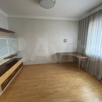 Продается Многокомнатная квартира, 168,5 м²