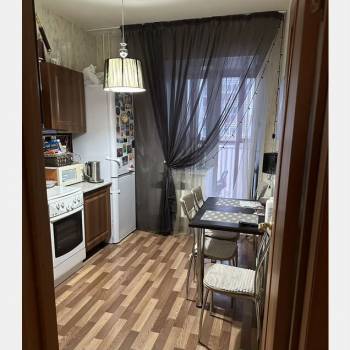 Продается 1-комнатная квартира, 42,8 м²