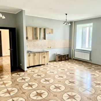 Продается 2-х комнатная квартира, 58 м²