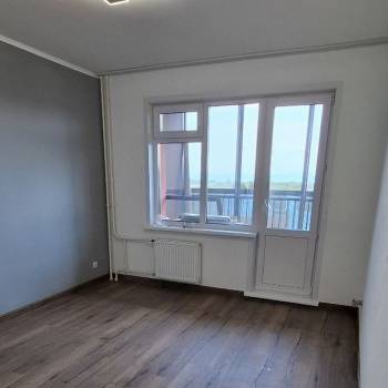 Продается 1-комнатная квартира, 38 м²