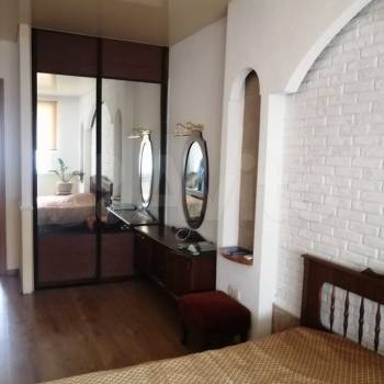 Продается 3-х комнатная квартира, 77 м²