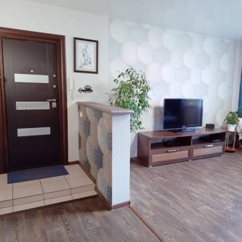 Продается Многокомнатная квартира, 76,2 м²