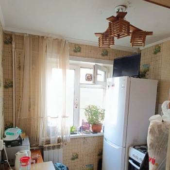 Продается Многокомнатная квартира, 61,7 м²