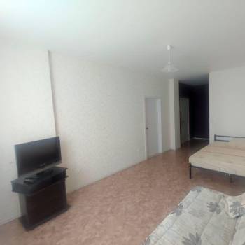 Продается 1-комнатная квартира, 46 м²