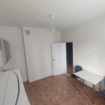 Продается 1-комнатная квартира, 46 м²