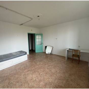 Продается 1-комнатная квартира, 42,4 м²