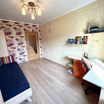 Продается 3-х комнатная квартира, 80 м²