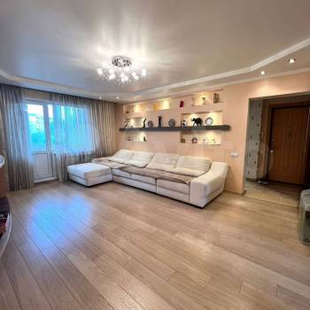 Продается 3-х комнатная квартира, 80 м²