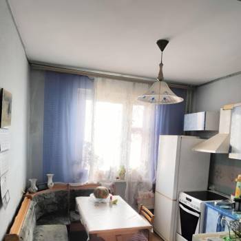 Продается Многокомнатная квартира, 84 м²