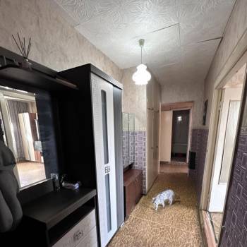 Продается Многокомнатная квартира, 77,8 м²