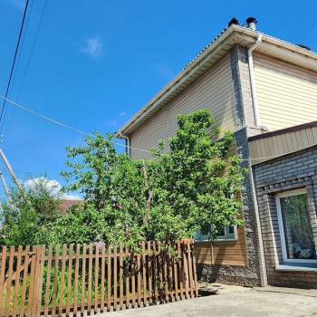 Продается Дом, 212 м²