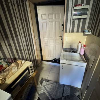 Продается 1-комнатная квартира, 13,9 м²