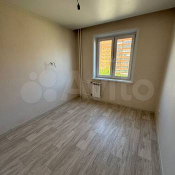 Продается Многокомнатная квартира, 84 м²