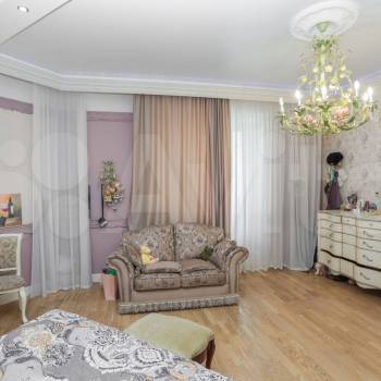 Продается Многокомнатная квартира, 206 м²