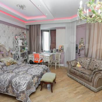 Продается Многокомнатная квартира, 206 м²