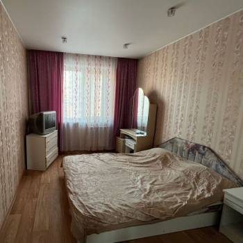 Продается Многокомнатная квартира, 79 м²