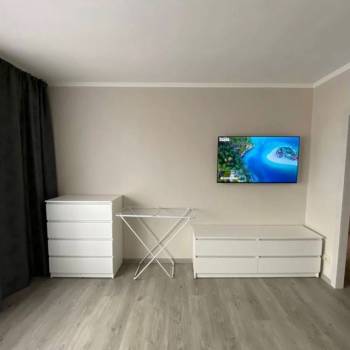 Продается 1-комнатная квартира, 41 м²