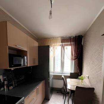 Продается 1-комнатная квартира, 26,9 м²