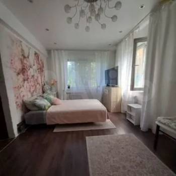 Продается 1-комнатная квартира, 30 м²