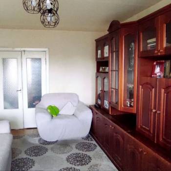 Продается 3-х комнатная квартира, 63,7 м²