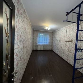 Продается 3-х комнатная квартира, 59 м²