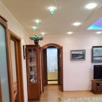 Продается Многокомнатная квартира, 81,5 м²