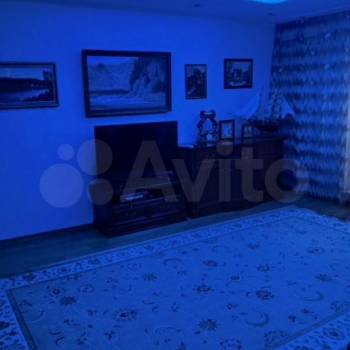 Продается Многокомнатная квартира, 81,5 м²